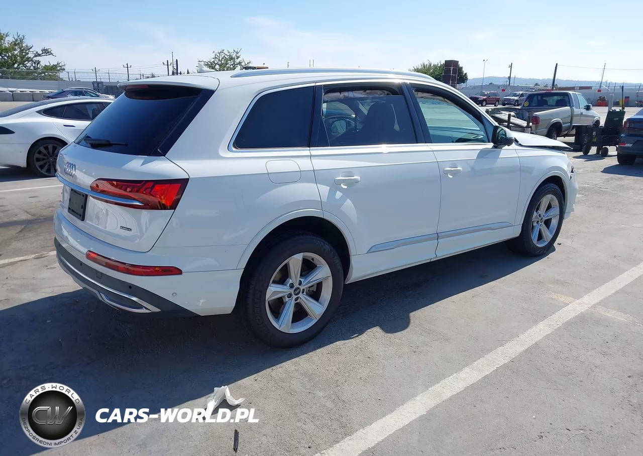 2021 Audi Q7 Premium 45 Tfsi Quattro Tiptronic VIN:WA1AJAF77MD017494 - 4