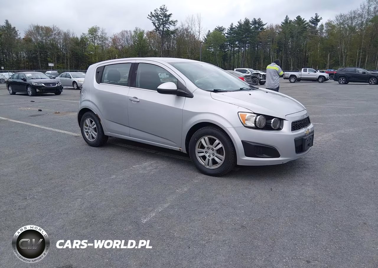Główne zdjęcie 2015 Chevrolet Sonic Lt Auto