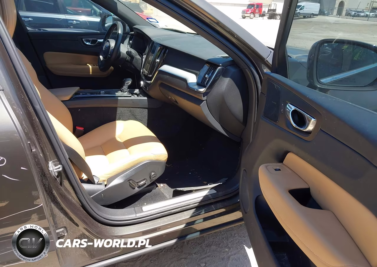 2020 Volvo Xc60 T5 Momentum VIN:YV4102RK1L1483658 - 5