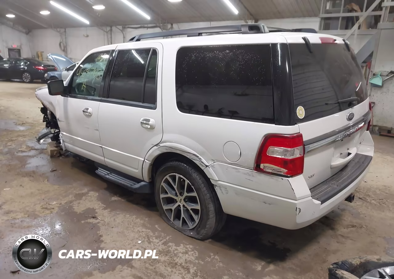 2016 Ford Expedition Xlt VIN:1FMJU1HT2GEF25728 - 3