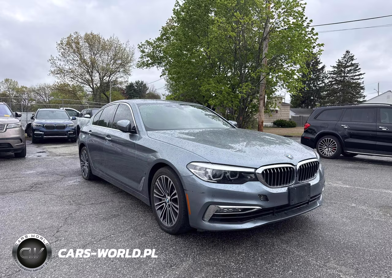 Główne zdjęcie 2018 BMW 530Xe