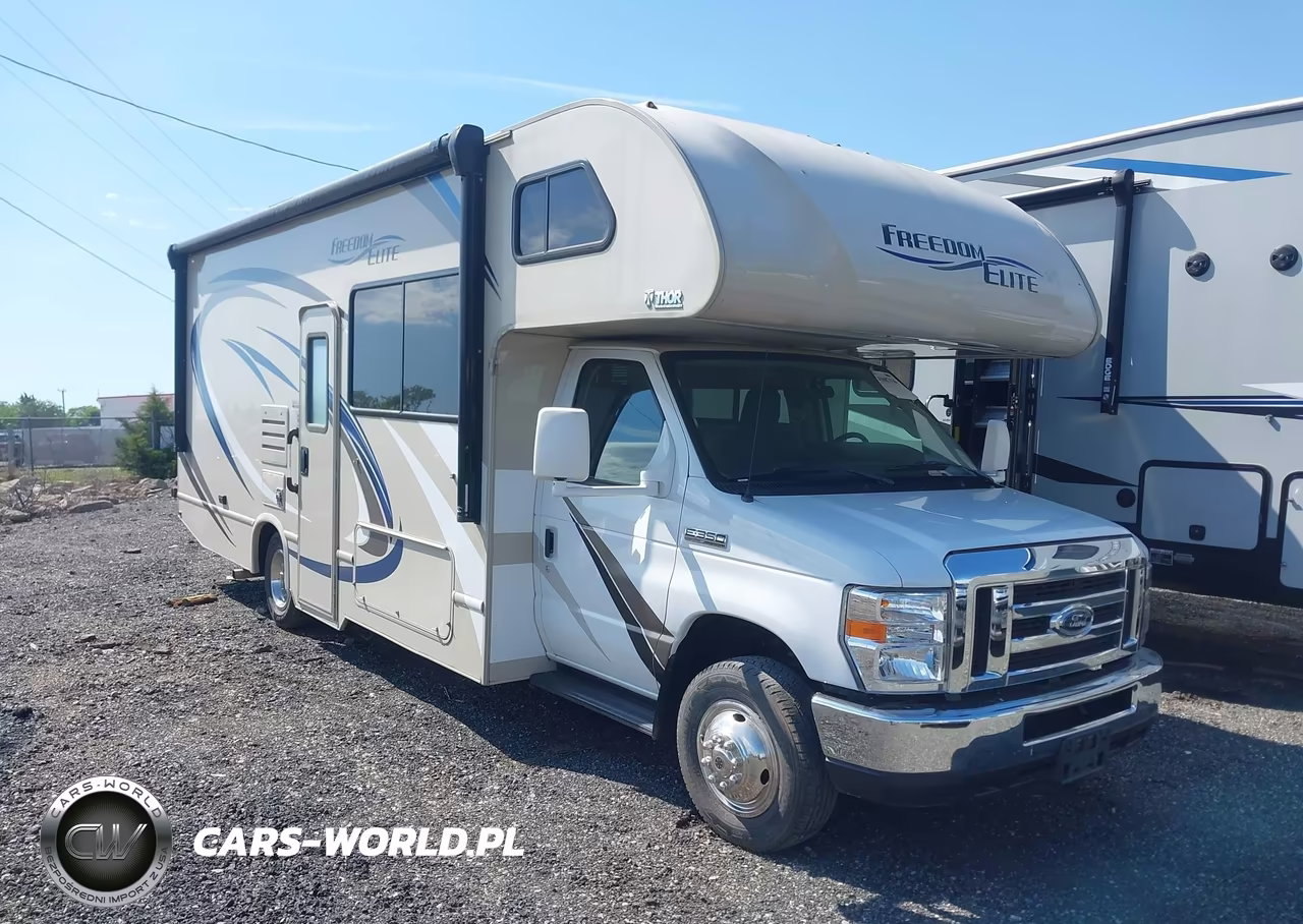 2018 Ford E-350 Cutaway