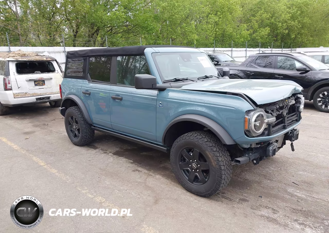 2021 Ford Bronco Black Diamond – zdjęcie 1 z 16