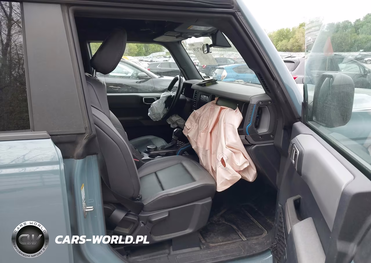 2021 Ford Bronco Black Diamond VIN:1FMEE5BP0MLA68829 - 5