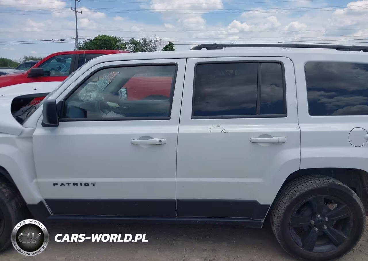 2014 Jeep Patriot Altitude VIN:1C4NJPBAXED893182 - 14