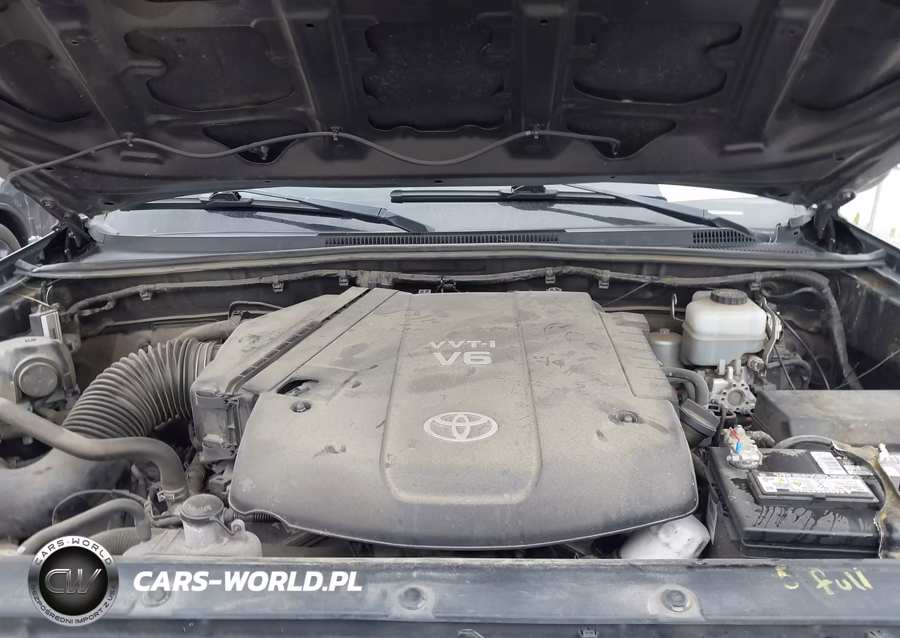 2014 Toyota Tacoma Base V6 VIN:5TFLU4EN0EX092111 - 10