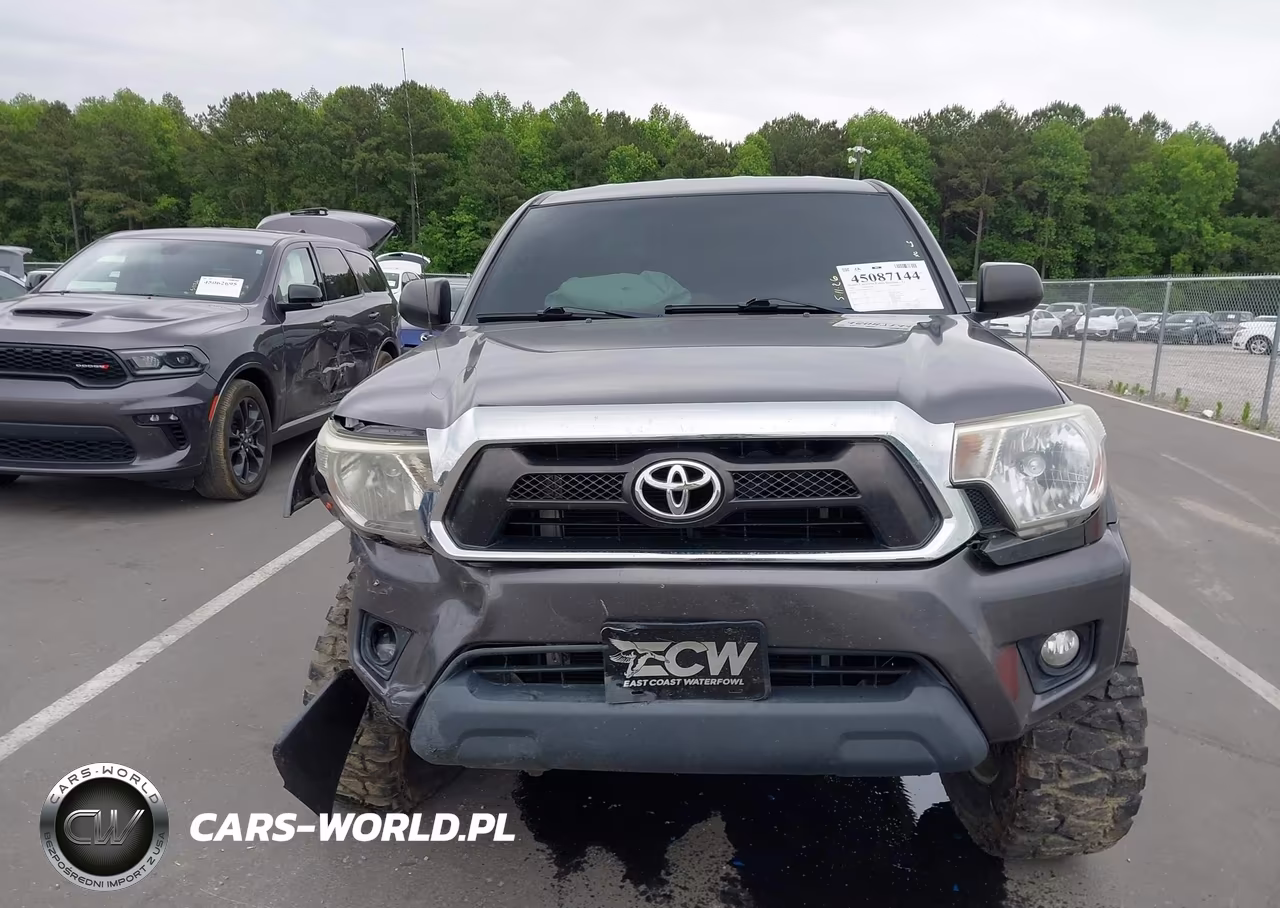 2014 Toyota Tacoma Base V6 VIN:5TFLU4EN0EX092111 - 12