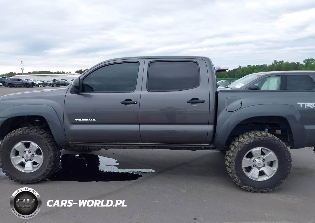 2014 Toyota Tacoma Base V6 VIN:5TFLU4EN0EX092111 - 14