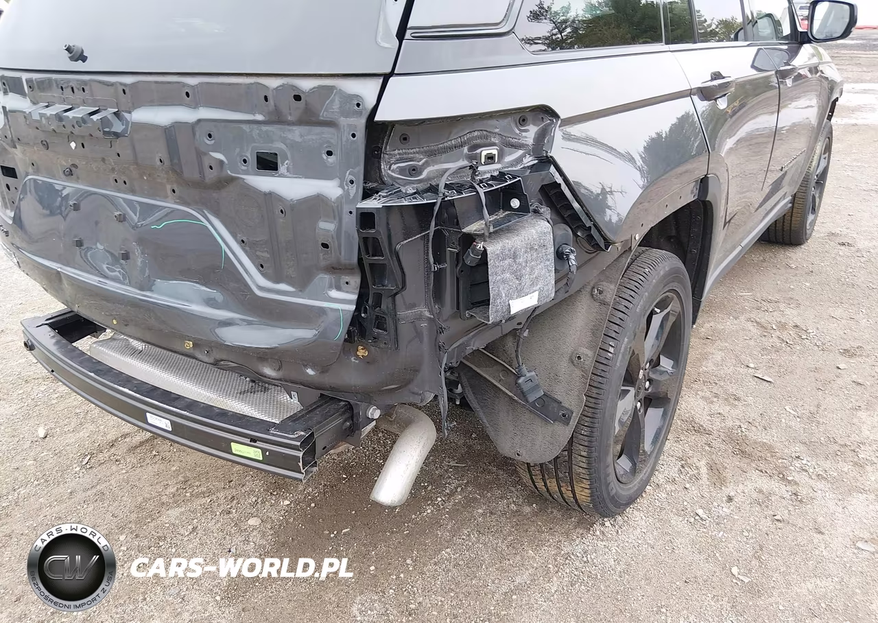 2023 Jeep Grand Cherokee Altitude X 4X4 VIN:1C4RJHAG5PC661093 - 21
