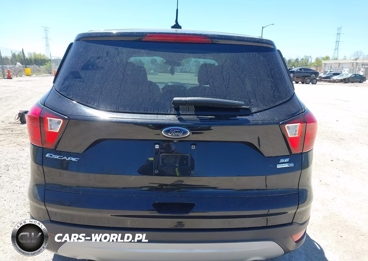 2019 Ford Escape Se VIN:1FMCU9GD2KUC24795 - 16