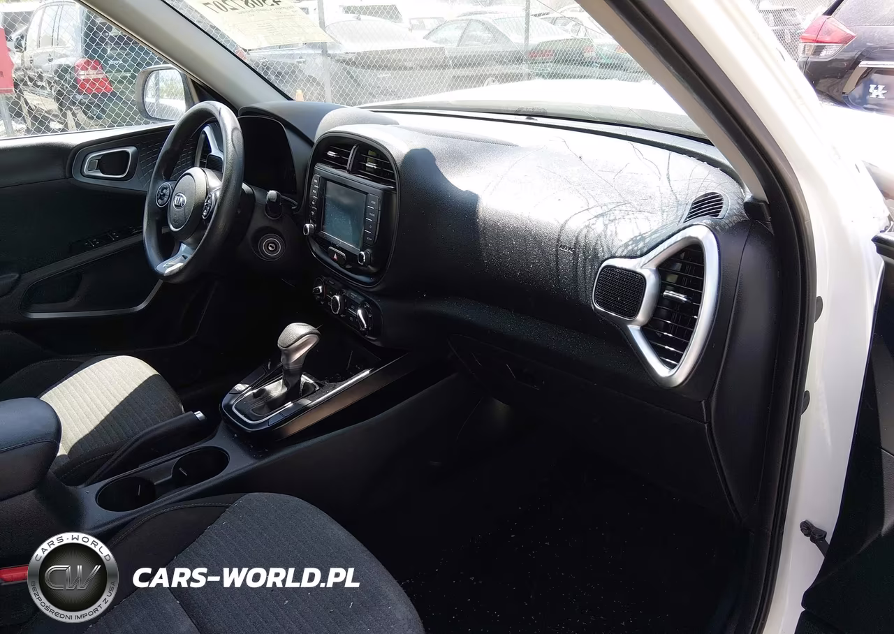 2020 Kia Soul S VIN:KNDJ23AU9L7021071 - 5