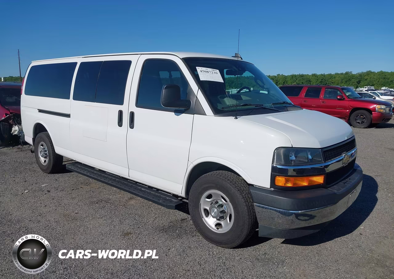2019 Chevrolet Express 3500 Lt