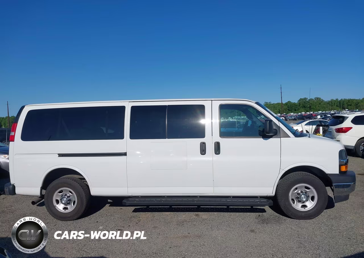 2019 Chevrolet Express 3500 Lt VIN:1GAZGPFPXK1176396 - 13