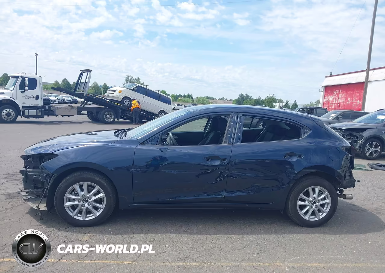 2018 Mazda Mazda3 Sport VIN:3MZBN1K72JM191359 - 15