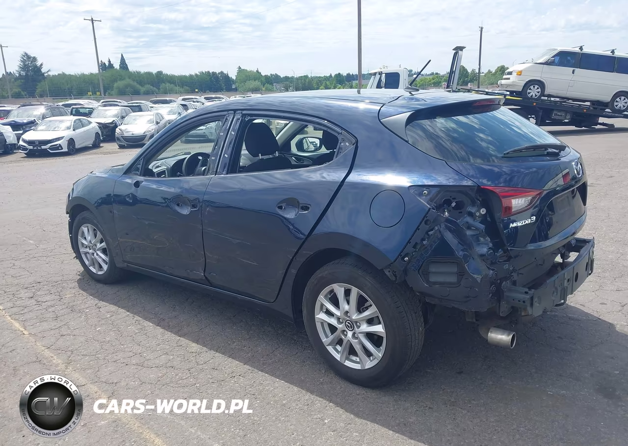 2018 Mazda Mazda3 Sport VIN:3MZBN1K72JM191359 - 3