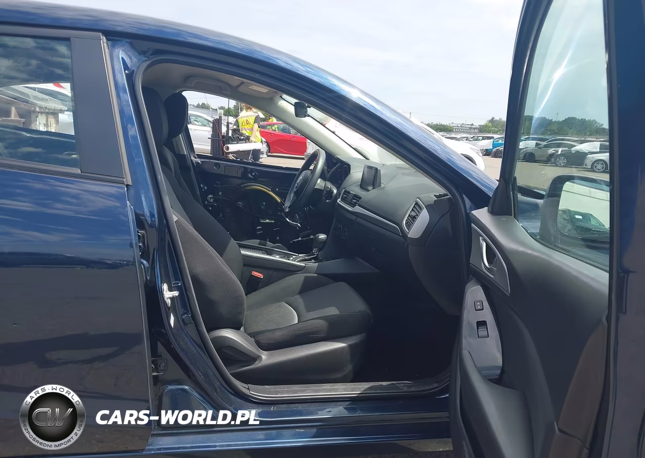2018 Mazda Mazda3 Sport VIN:3MZBN1K72JM191359 - 5