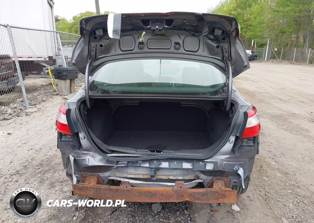 2012 Ford Focus Se VIN:1FAHP3F20CL359771 - 6