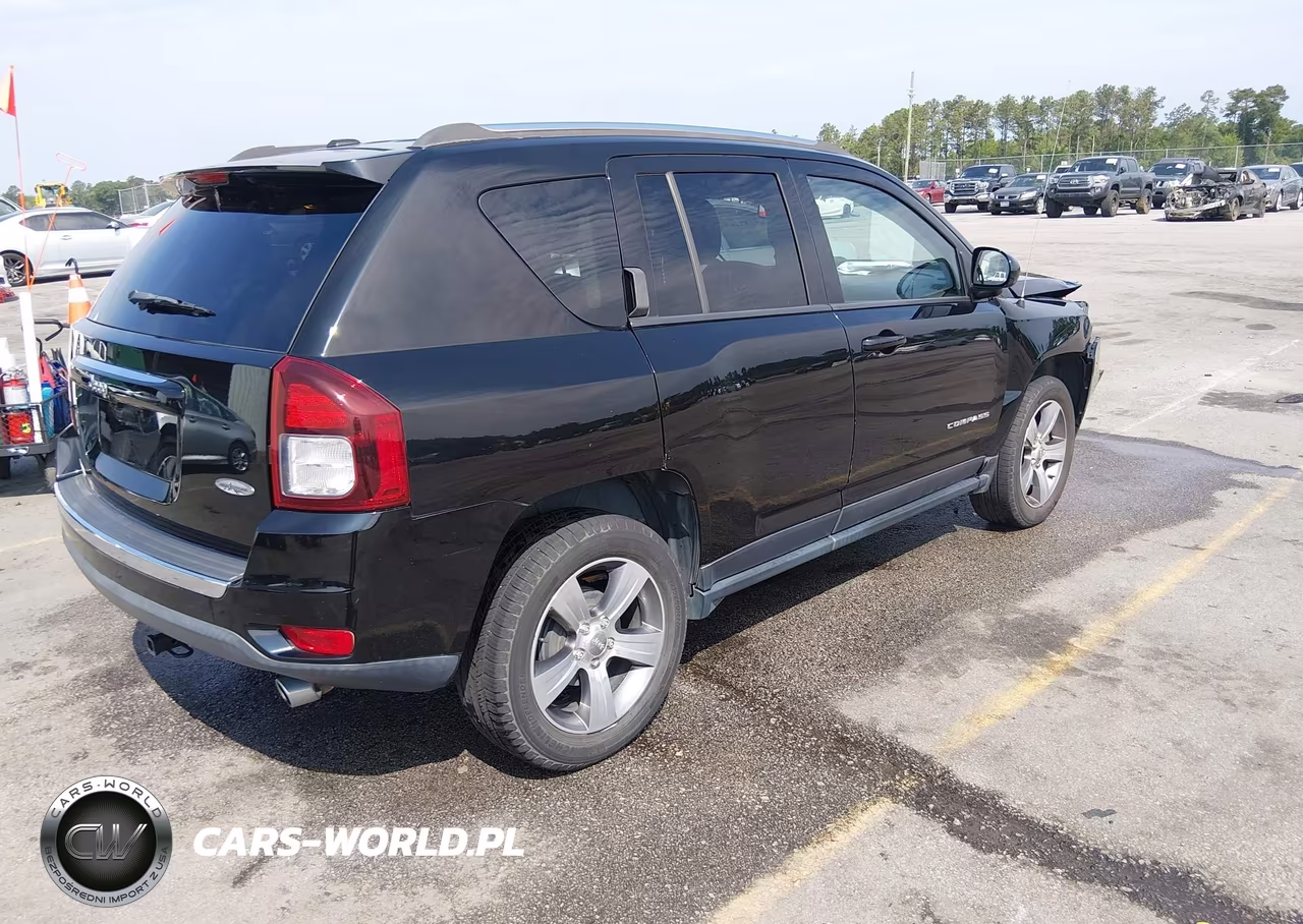 2017 Jeep Compass High Altitude Fwd VIN:1C4NJCEA4HD156486 - 4