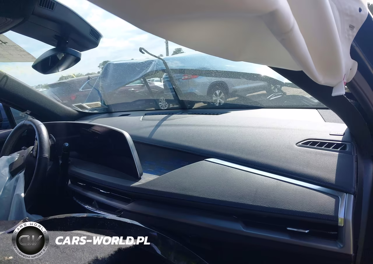 2025 Cadillac Xt4 Awd Sport VIN:1GYFZFR4XSF150278 - 5