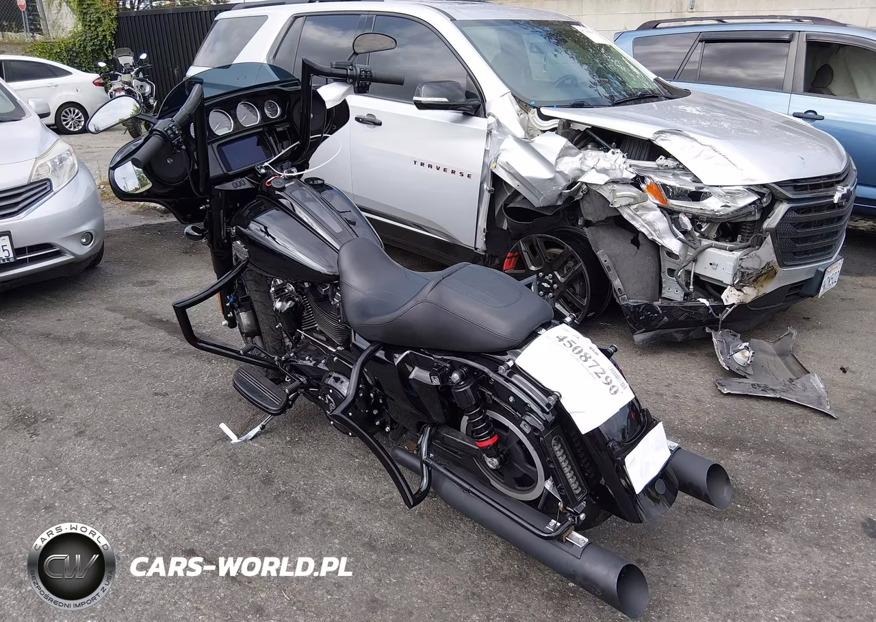 2023 Harley-Davidson Flhxs VIN:1HD1KRP16PB609236 - 3