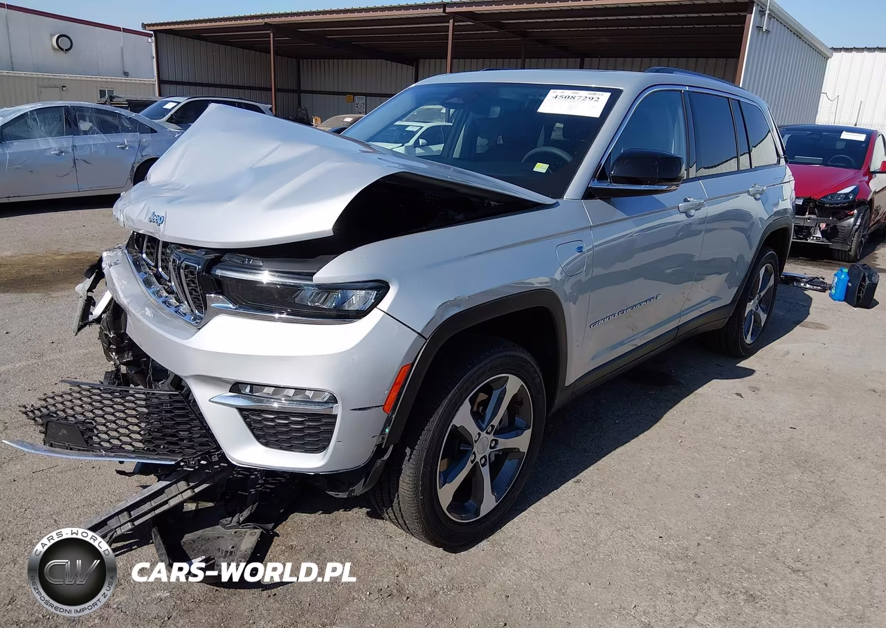 2023 Jeep Grand Cherokee 4Xe VIN:1C4RJYB62PC670811 - 2