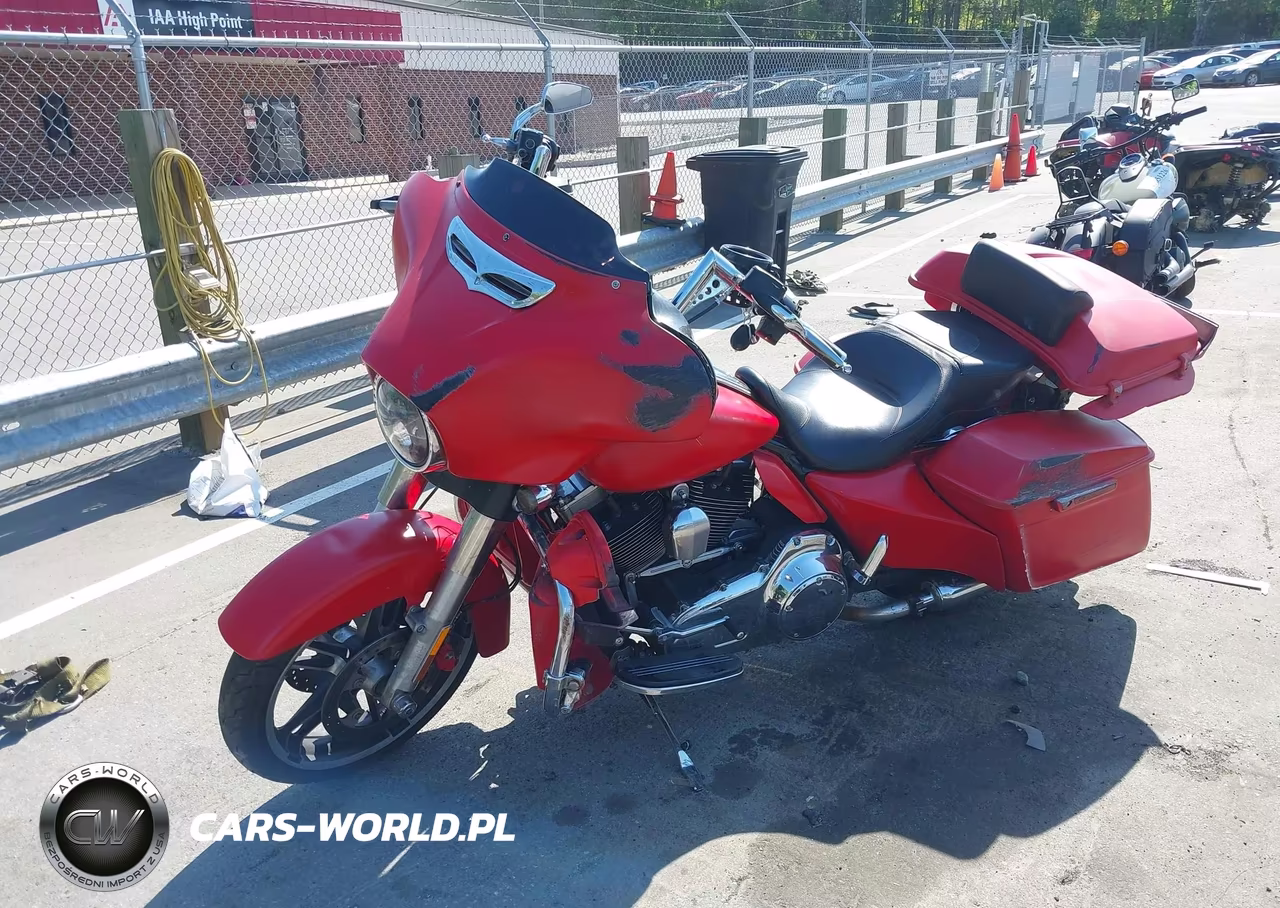 2014 Harley-Davidson Flhxs Street Glide Special VIN:1HD1KRM12EB712428 - 2