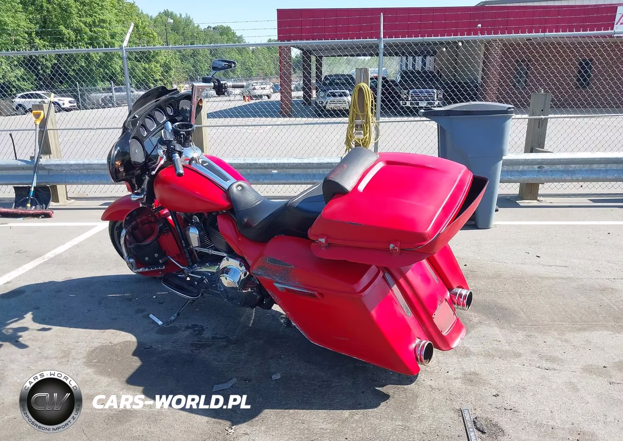 2014 Harley-Davidson Flhxs Street Glide Special VIN:1HD1KRM12EB712428 - 3