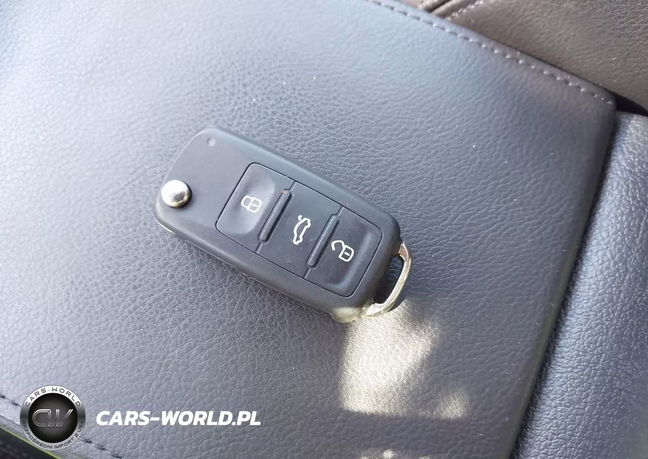 2016 Volkswagen Tiguan Sel VIN:WVGBV7AX1GW530012 - 11