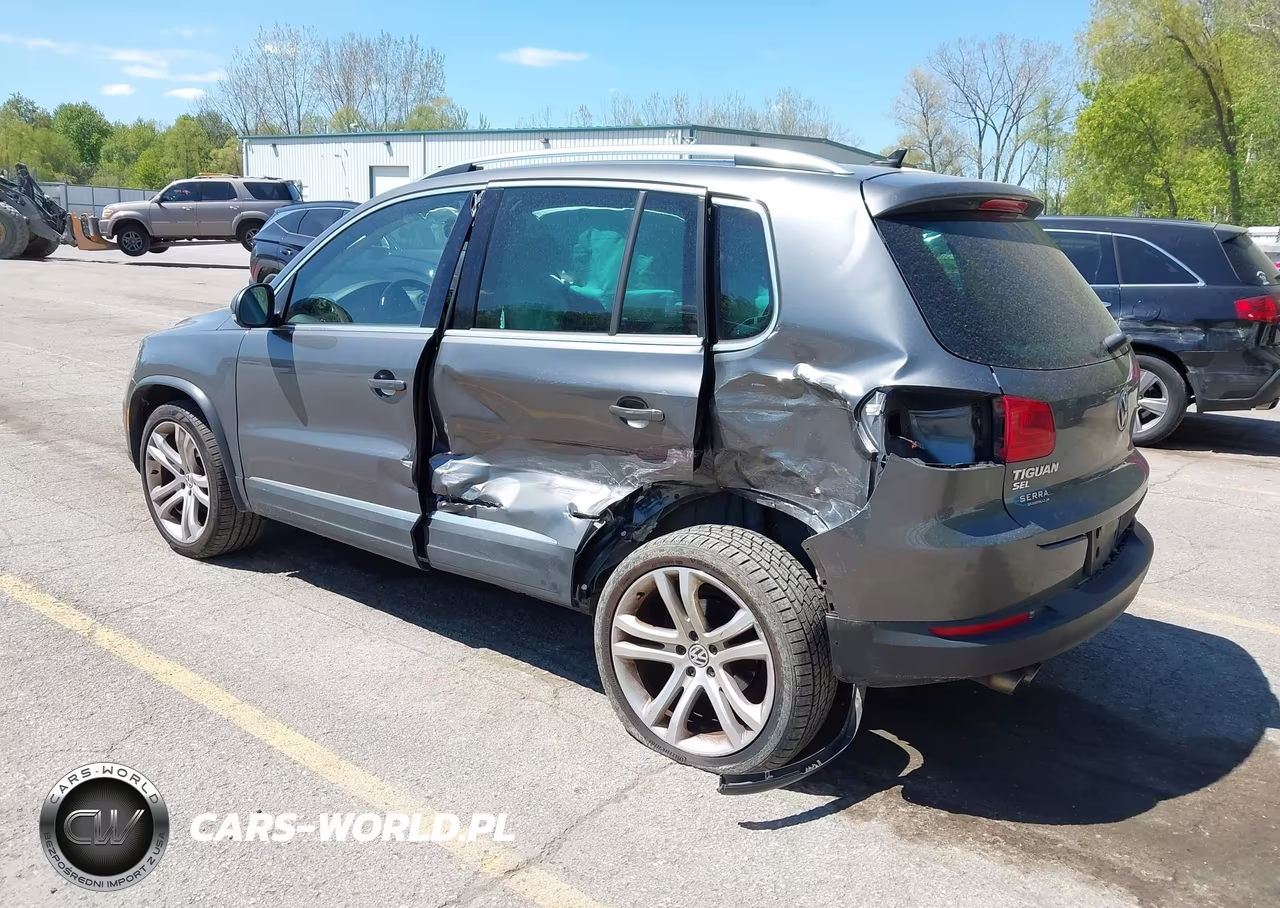 2016 Volkswagen Tiguan Sel VIN:WVGBV7AX1GW530012 - 3