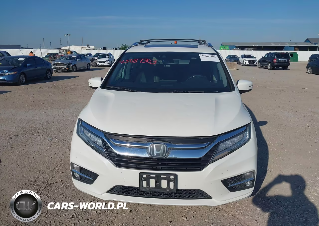 2018 Honda Odyssey Elite VIN:5FNRL6H94JB087098 - 6
