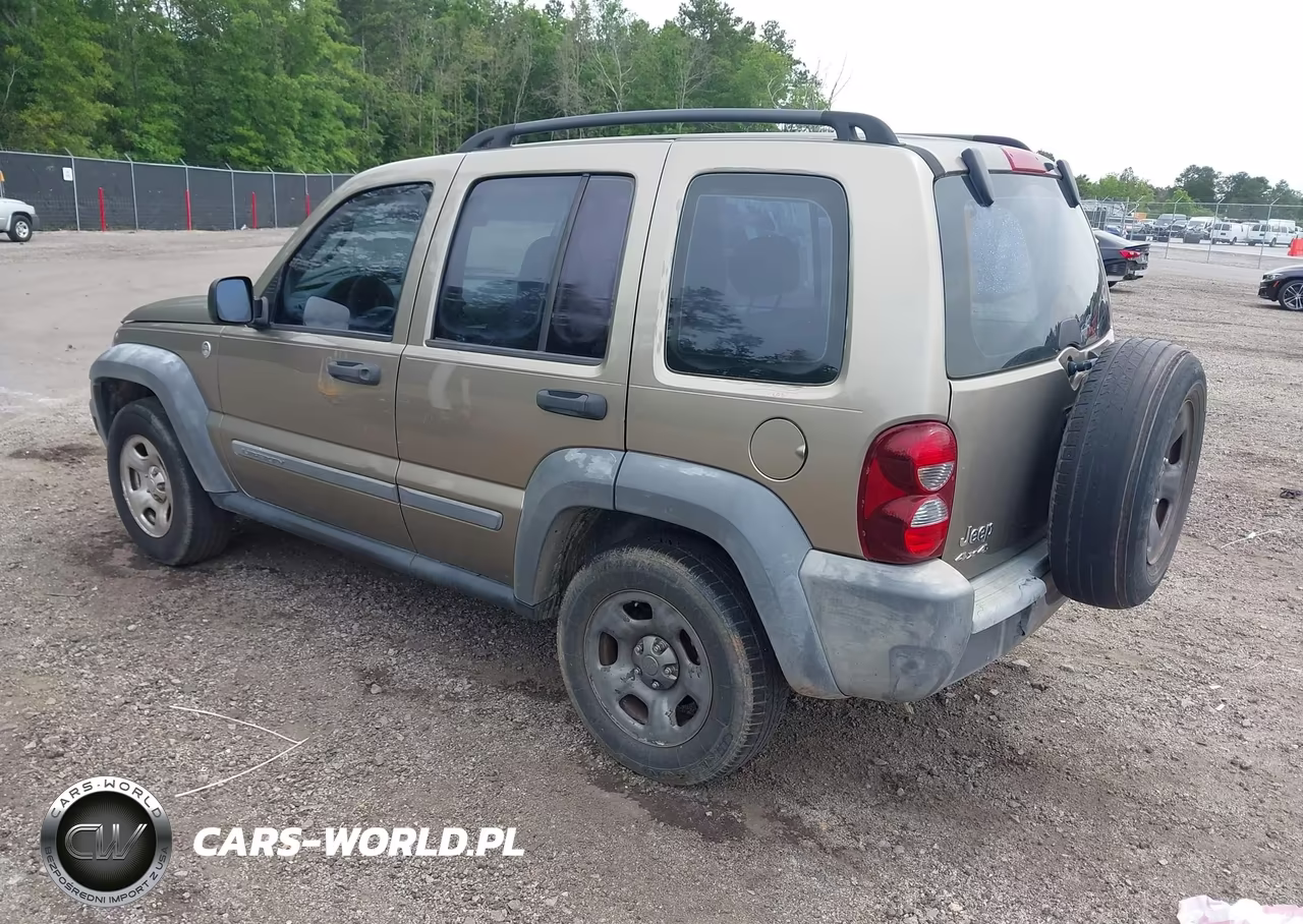 2005 Jeep Liberty Sport VIN:1J4GL48K95W665819 - 3