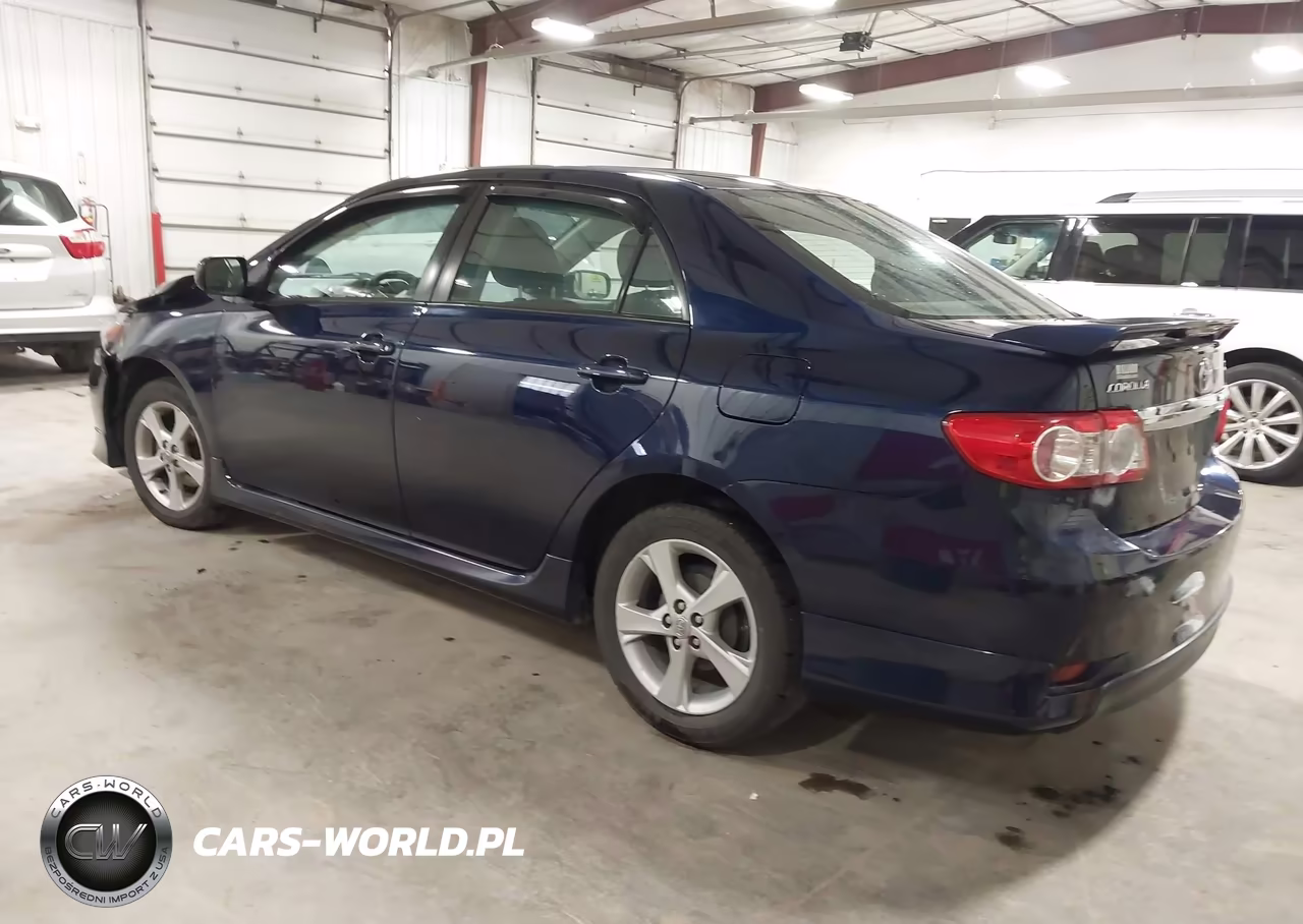 2011 Toyota Corolla S VIN:2T1BU4EE6BC558646 - 3