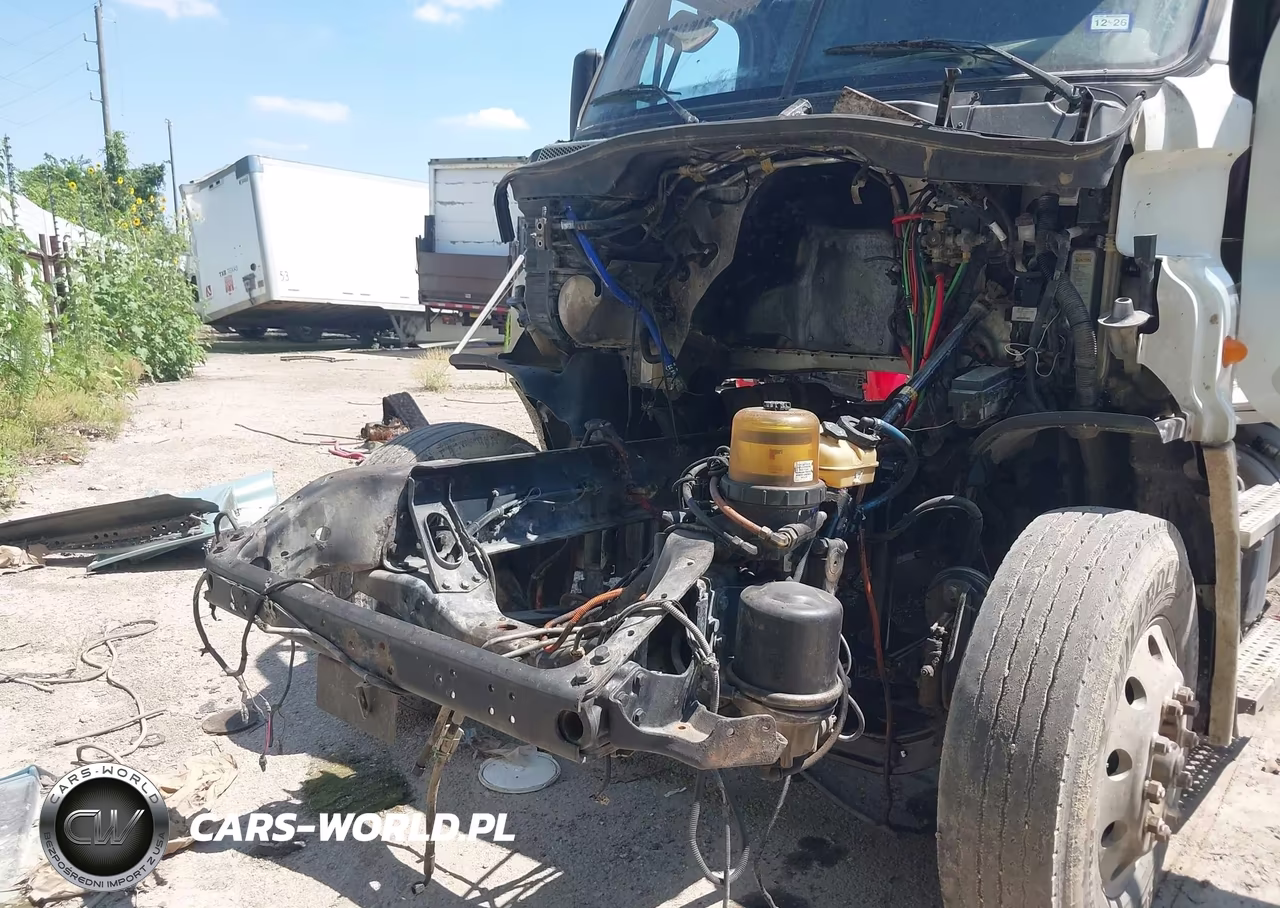 2012 Freightliner Cascadia 125 VIN:1FUJGLDR3CLBR7092 - 11