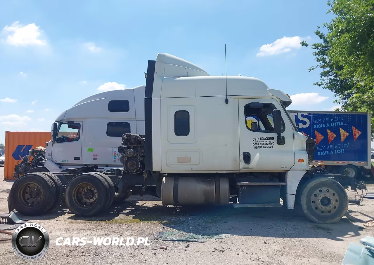 2012 Freightliner Cascadia 125 VIN:1FUJGLDR3CLBR7092 - 14