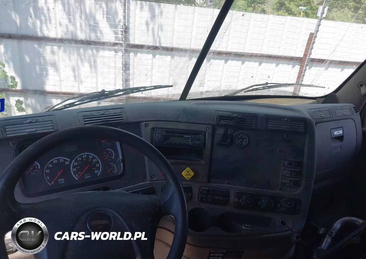 2012 Freightliner Cascadia 125 VIN:1FUJGLDR3CLBR7092 - 6