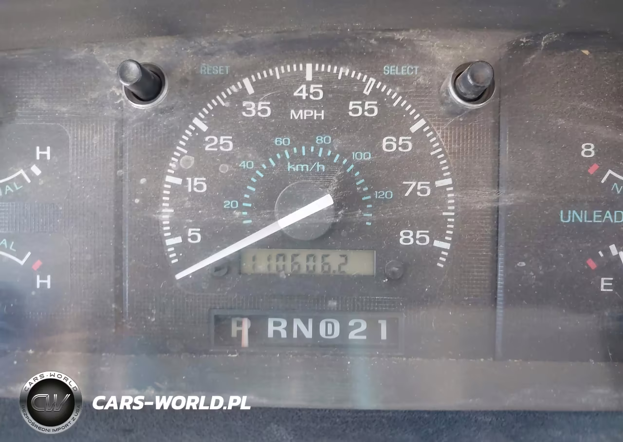 1992 Ford Econoline E350 VIN:1FBHE31H4NHA93743 - 16