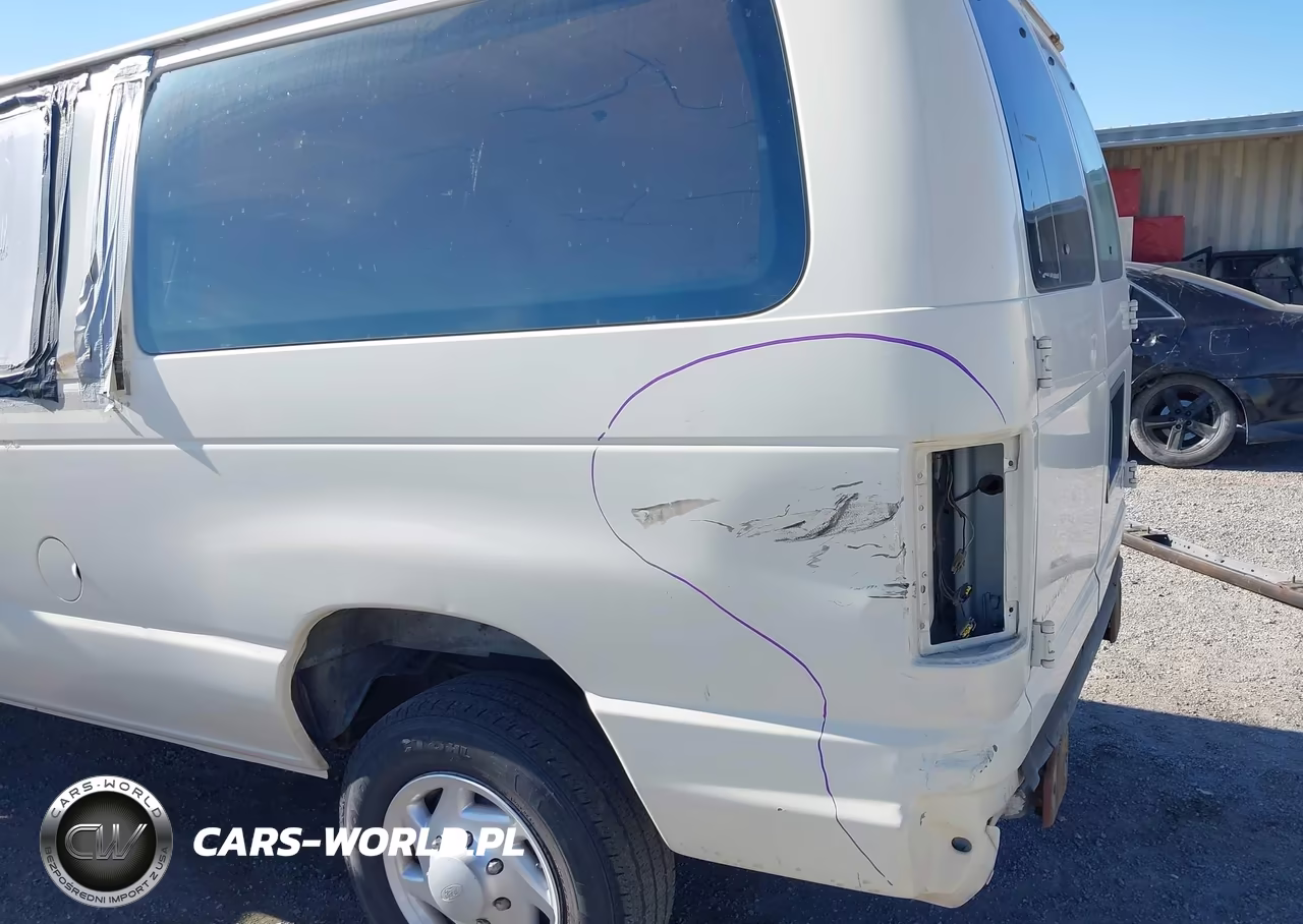 1992 Ford Econoline E350 VIN:1FBHE31H4NHA93743 - 6