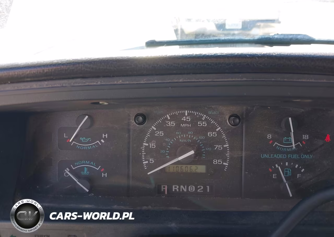 1992 Ford Econoline E350 VIN:1FBHE31H4NHA93743 - 7