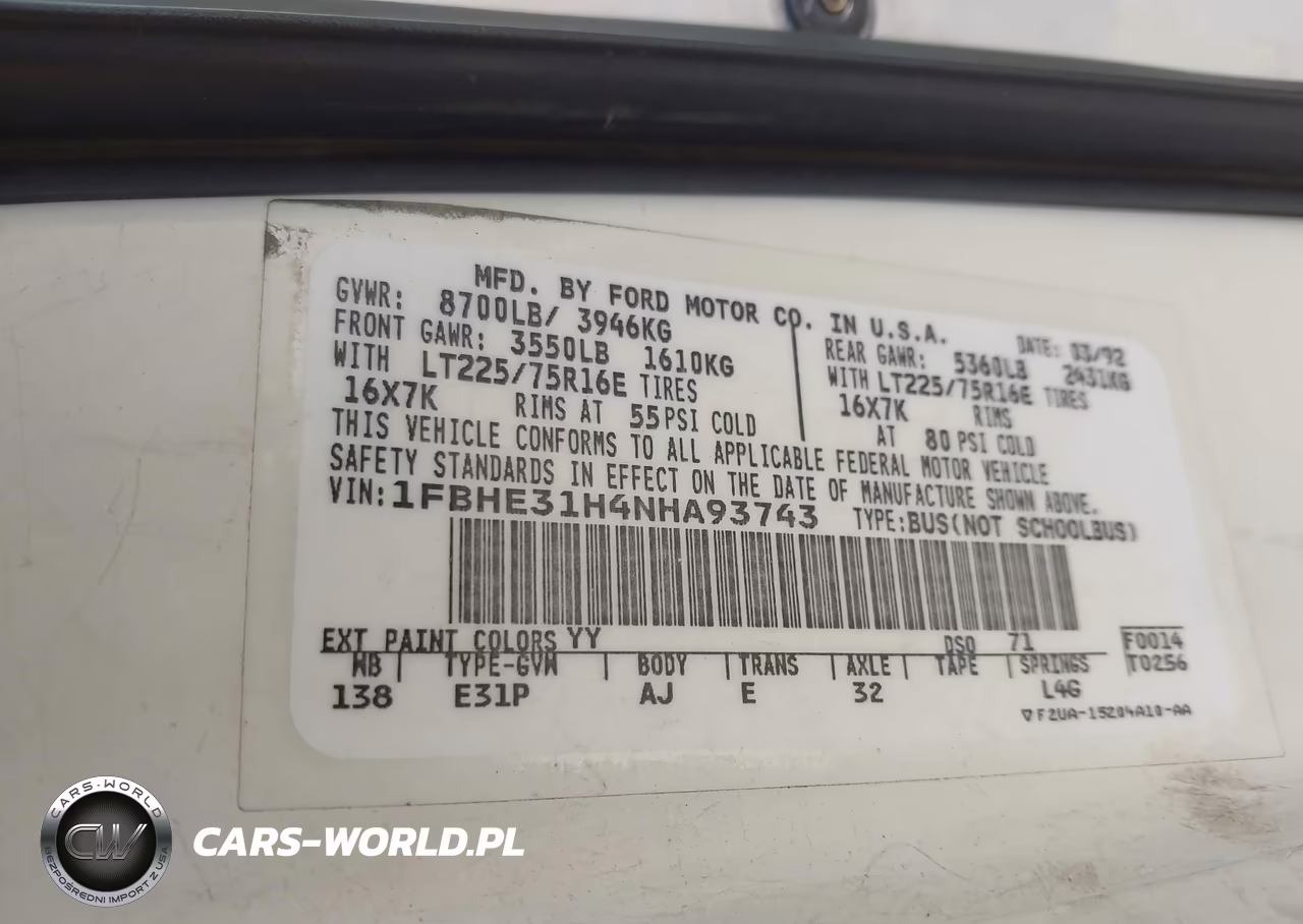 1992 Ford Econoline E350 VIN:1FBHE31H4NHA93743 - 9