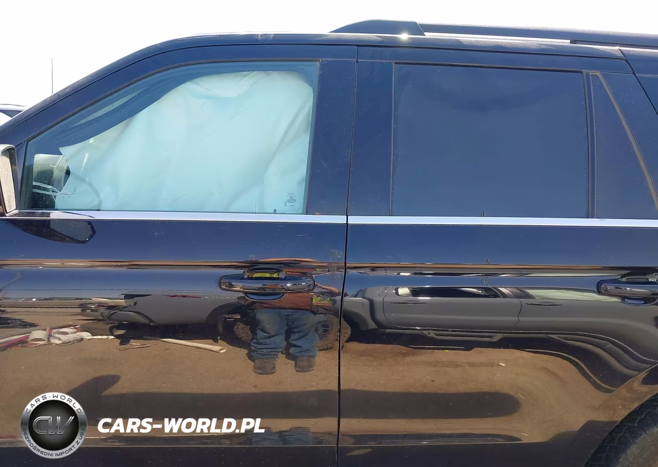 2019 Ford Expedition Xlt VIN:1FMJU1JTXKEA82697 - 13