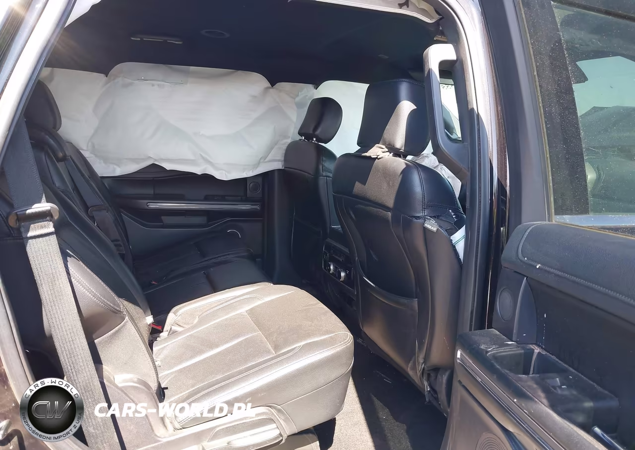 2019 Ford Expedition Xlt VIN:1FMJU1JTXKEA82697 - 8