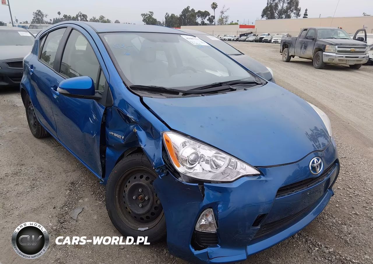 2013 Toyota Prius C One