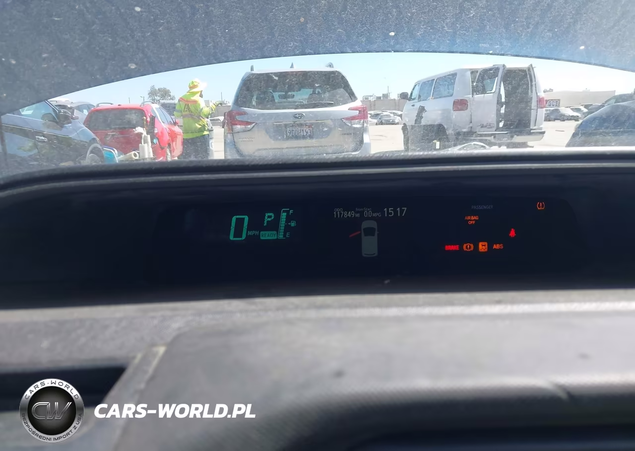 2013 Toyota Prius C One VIN:JTDKDTB35D1535153 - 7