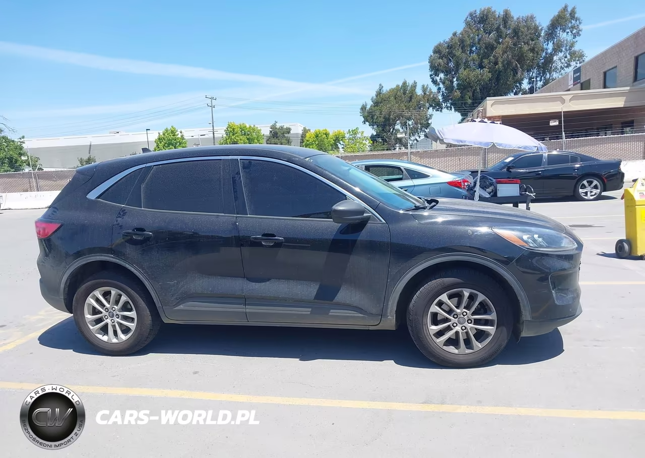2022 Ford Escape Se VIN:1FMCU9G63NUA72824 - 13