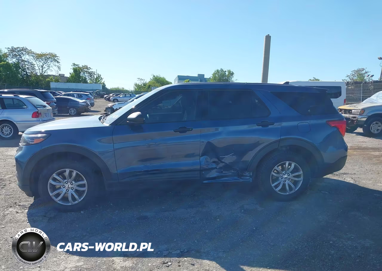 2022 Ford Police Interceptor Utility VIN:1FM5K8AB1NGC19638 - 15