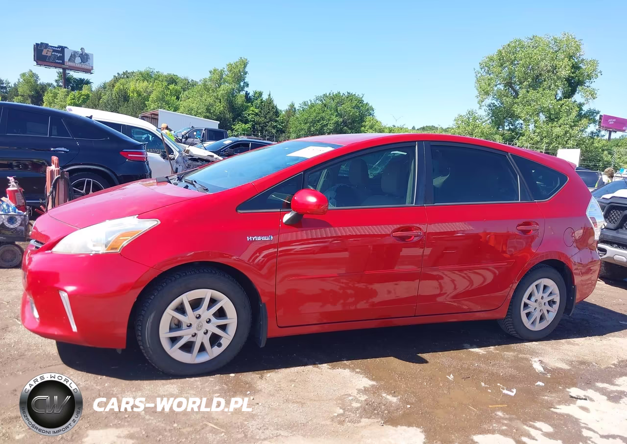 2013 Toyota Prius V Three VIN:JTDZN3EUXD3228923 - 15