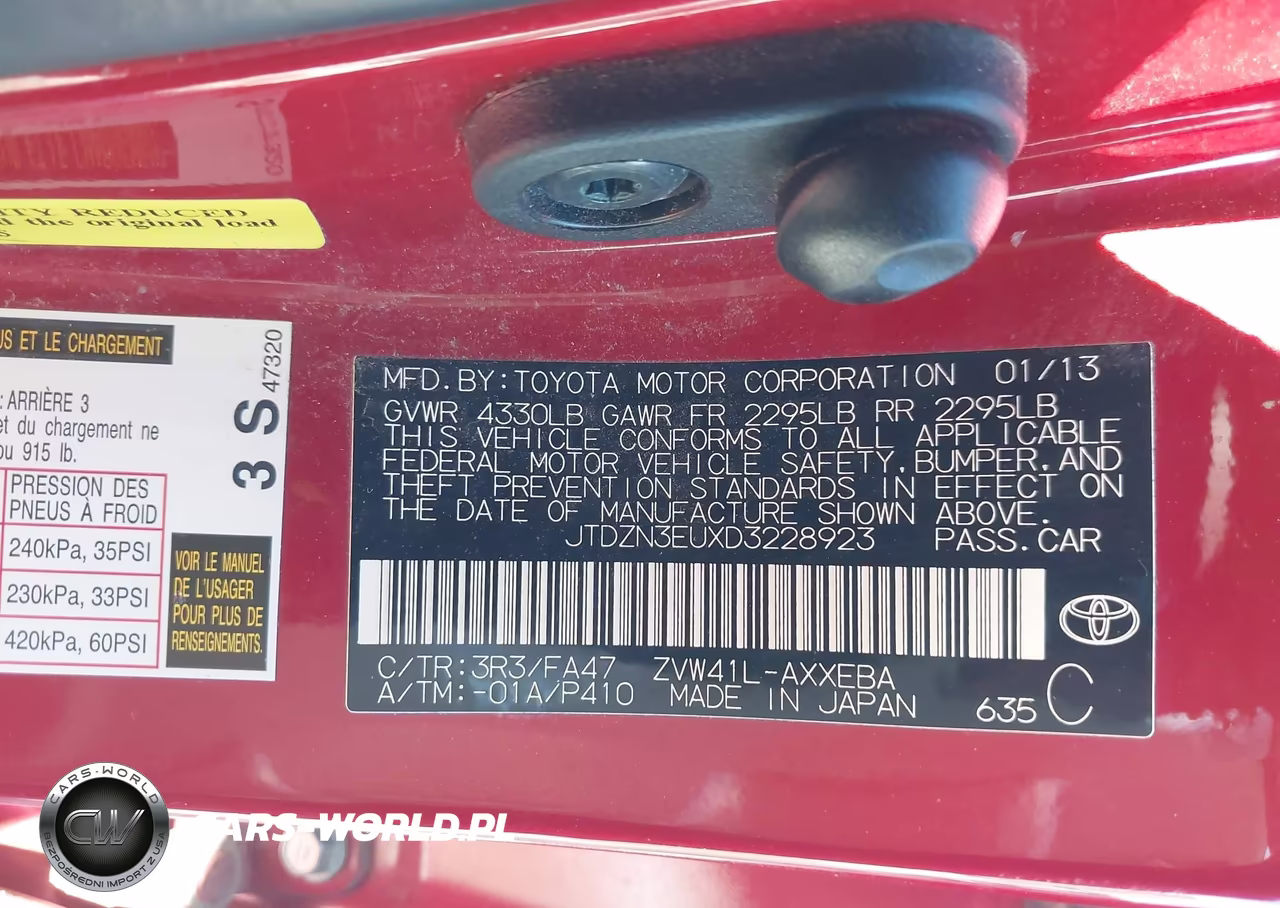 2013 Toyota Prius V Three VIN:JTDZN3EUXD3228923 - 9