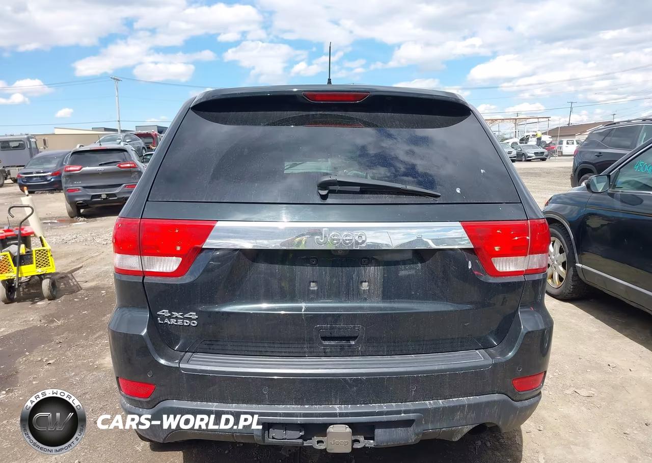 2013 Jeep Grand Cherokee Laredo VIN:1C4RJFAG6DC587277 - 16