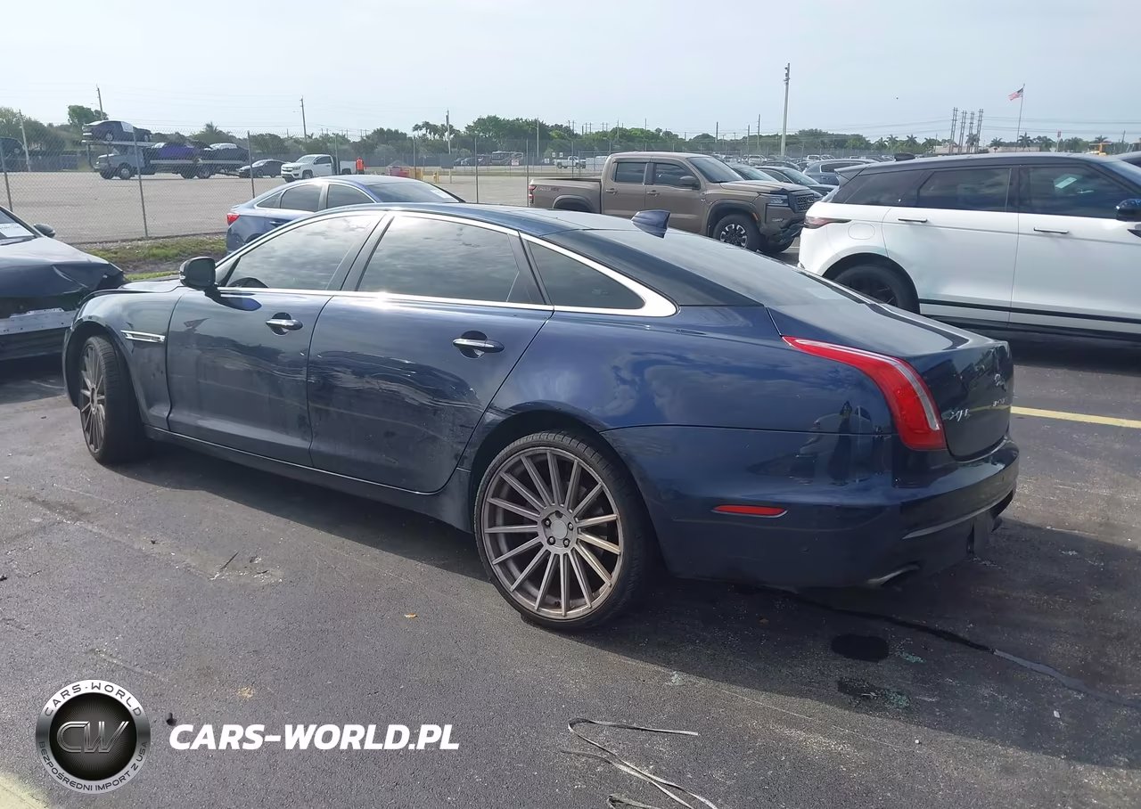 2018 Jaguar Xj Xjl Portfolio VIN:SAJWA2G74J8W13622 - 3