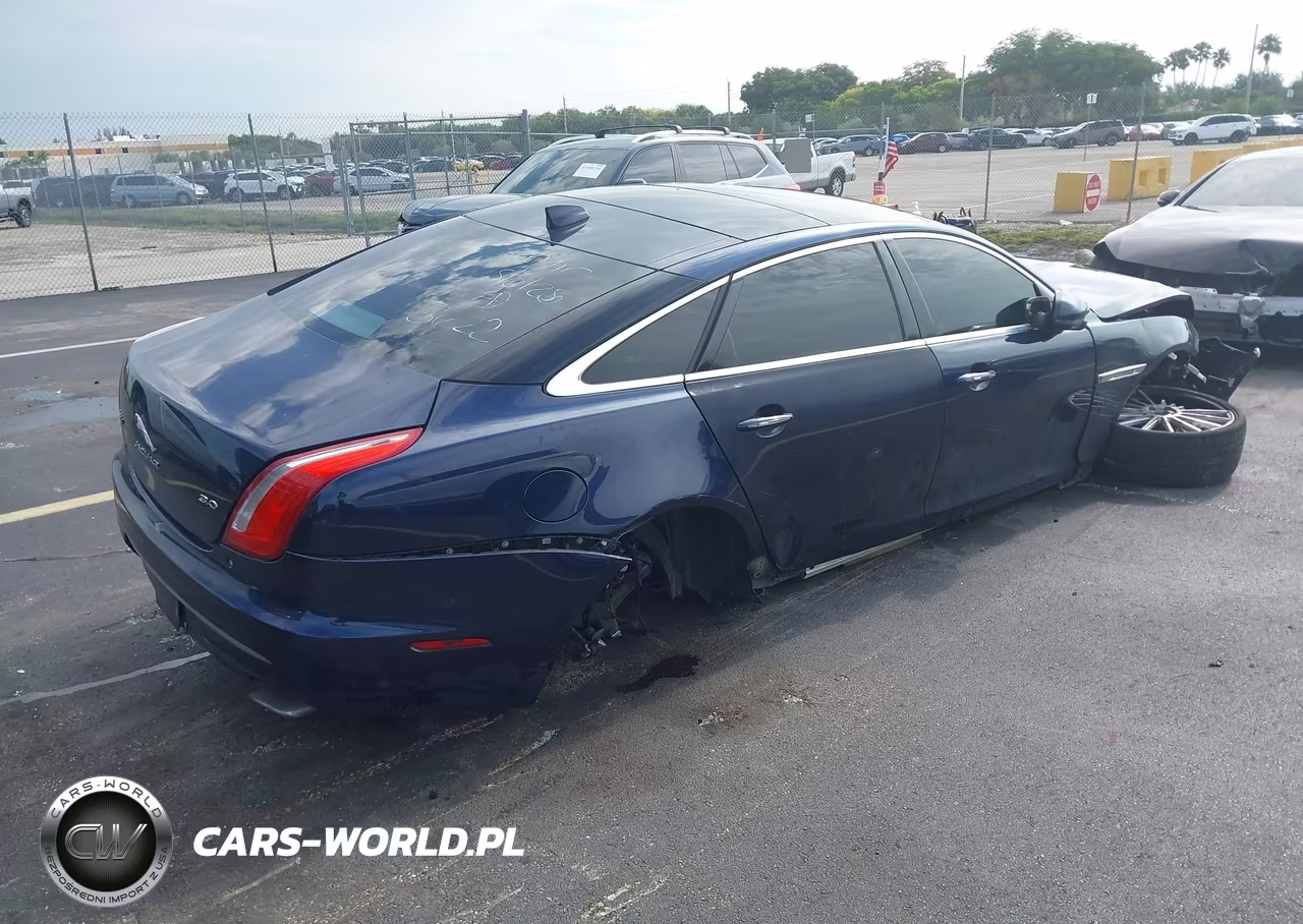 2018 Jaguar Xj Xjl Portfolio VIN:SAJWA2G74J8W13622 - 4